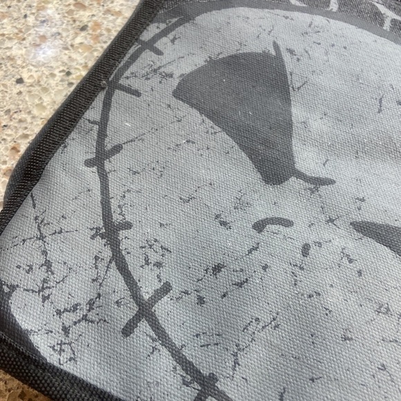 Disney The Nightmare Before Christmas Pin Bag - Picture 10 of 12